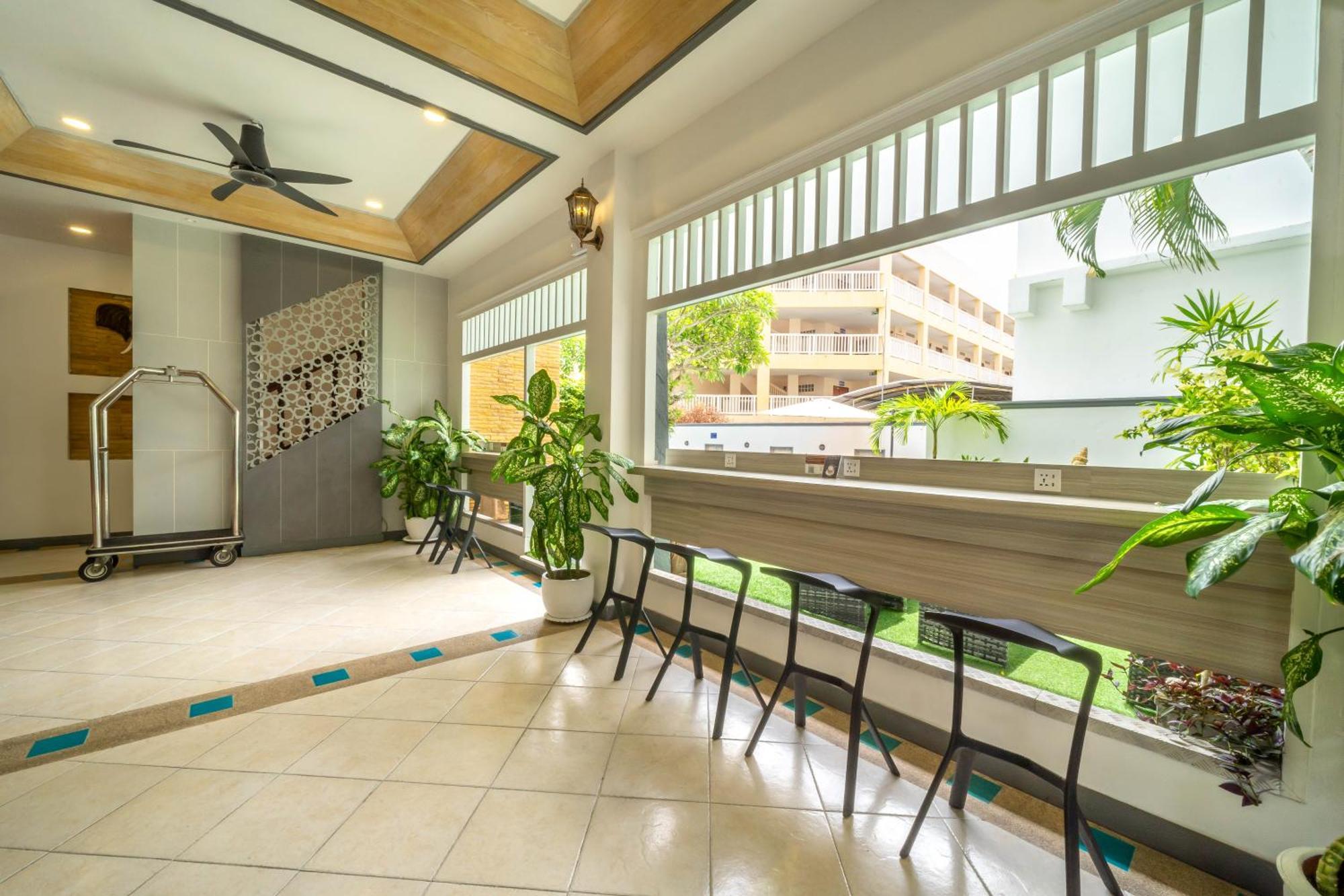 La Vintage Resort - Patong, Phuket Dış mekan fotoğraf